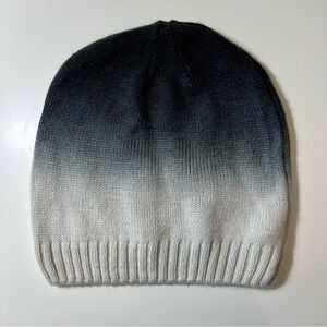 OLD NAVY EUC Winter Beanie Hat Dark to Light Gray Ombré